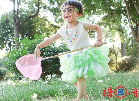 戴姓女孩取名-姓戴的女宝宝名字-戴姓起名