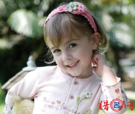 万姓女孩名字大全