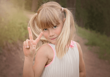 潮一点的童装店铺名字